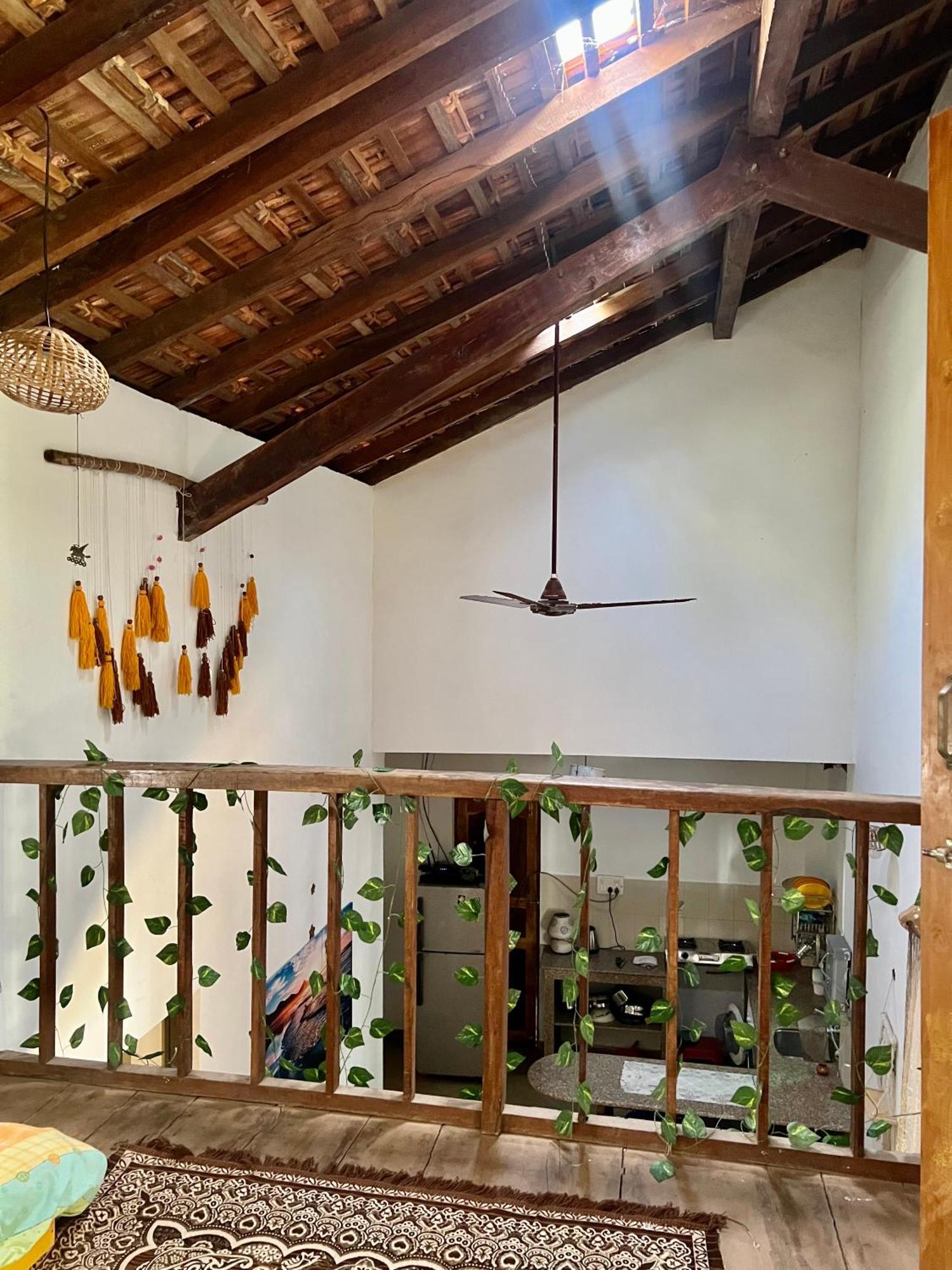 The Sunset Chalet Anjuna Exterior photo