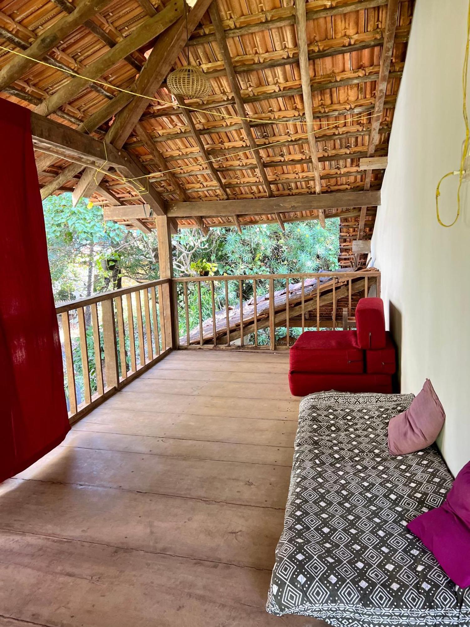 The Sunset Chalet Anjuna Exterior photo