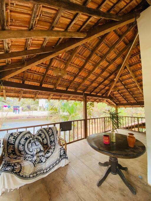 The Sunset Chalet Anjuna Exterior photo
